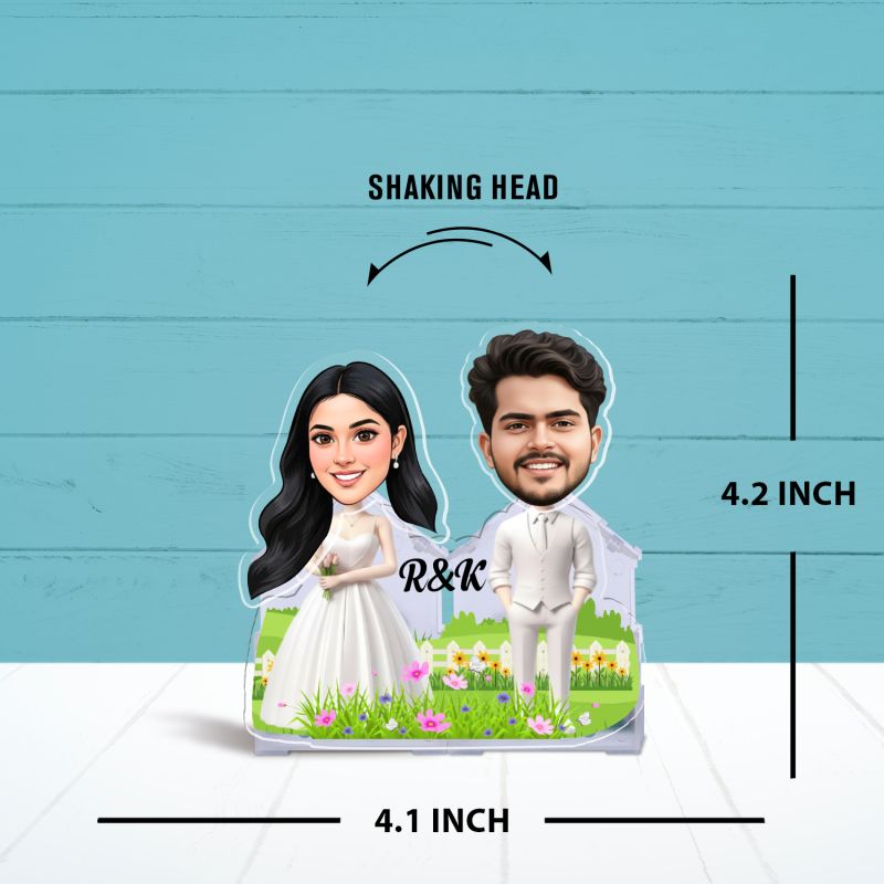 Personalized Couple Bobblehead Caricature Gift for Husband, Wife, Girlfriend, Boyfriend & Friends Solar Powered Moving Head Couple Gift for Birthday (Wedding Couple)